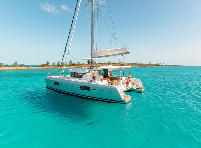 Book yachts online - catamaran - Lagoon 42 - FANTASEA  - rent