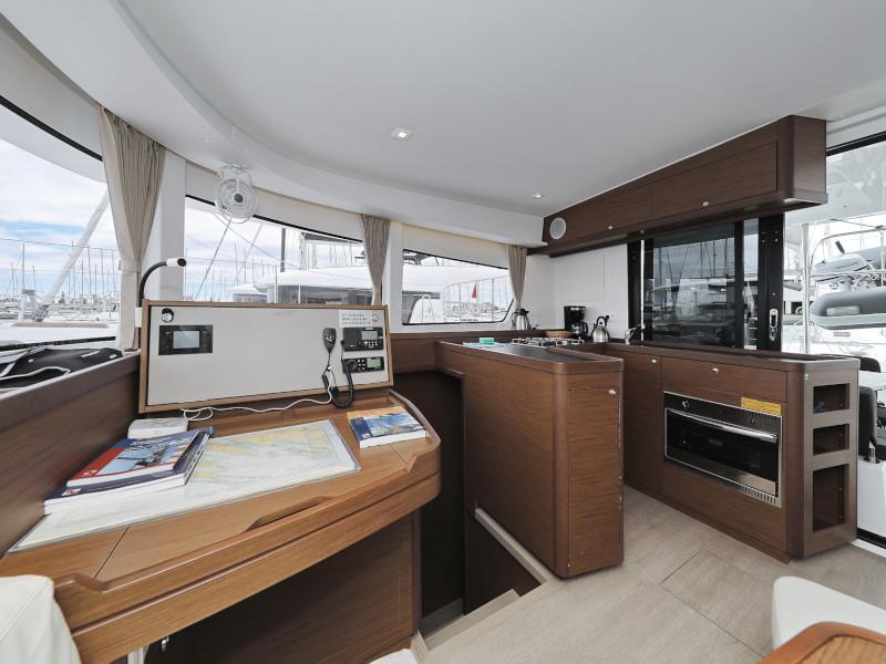 Book yachts online - catamaran - Lagoon 42 - FANTASEA  - rent