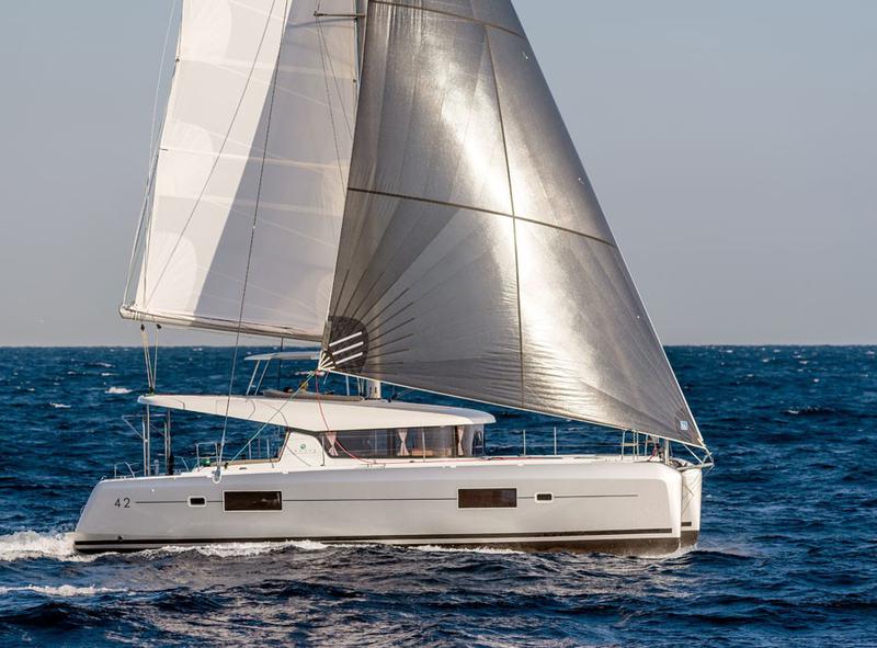 Book yachts online - catamaran - Lagoon 42 - FANTASEA  - rent