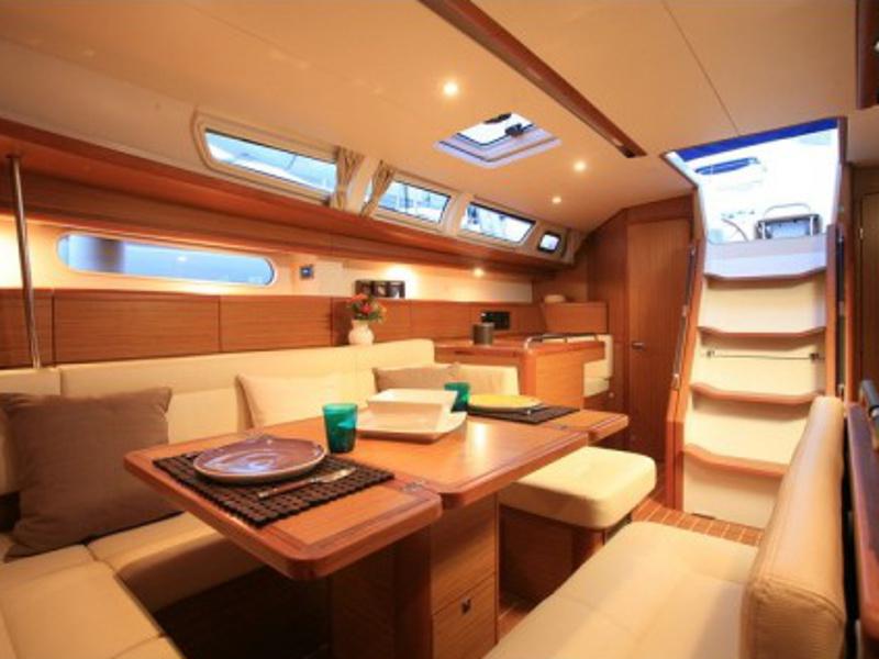 Book yachts online - sailboat - Sun Odyssey 49i - DIGNITY - rent