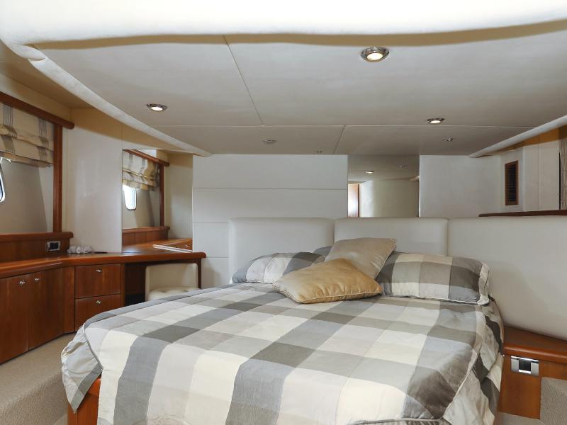 Book yachts online - motorboat - Sunseeker Manhattan 50 - FOREVER MAJA - rent