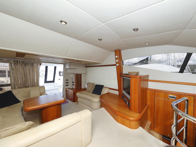 Book yachts online - motorboat - Sunseeker Manhattan 50 - FOREVER MAJA - rent