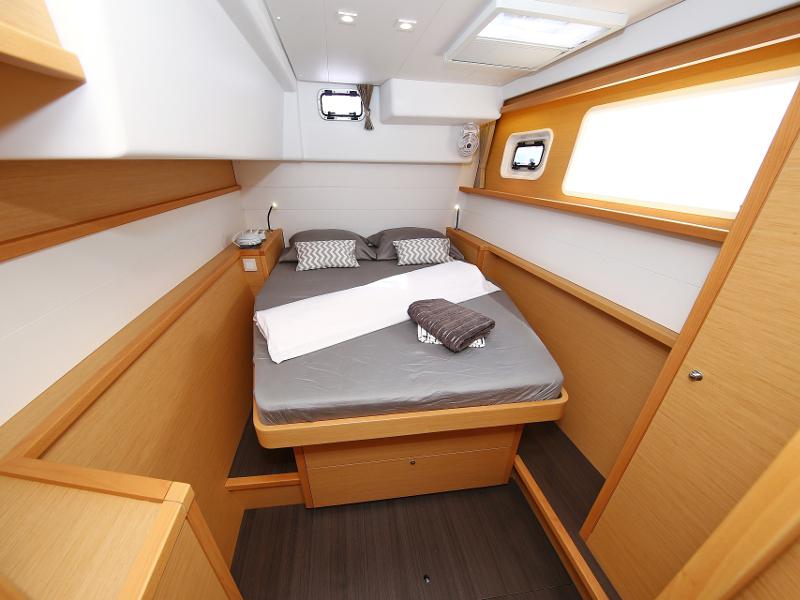 Book yachts online - catamaran - Lagoon 450 F - PRETTY ALICE  - rent