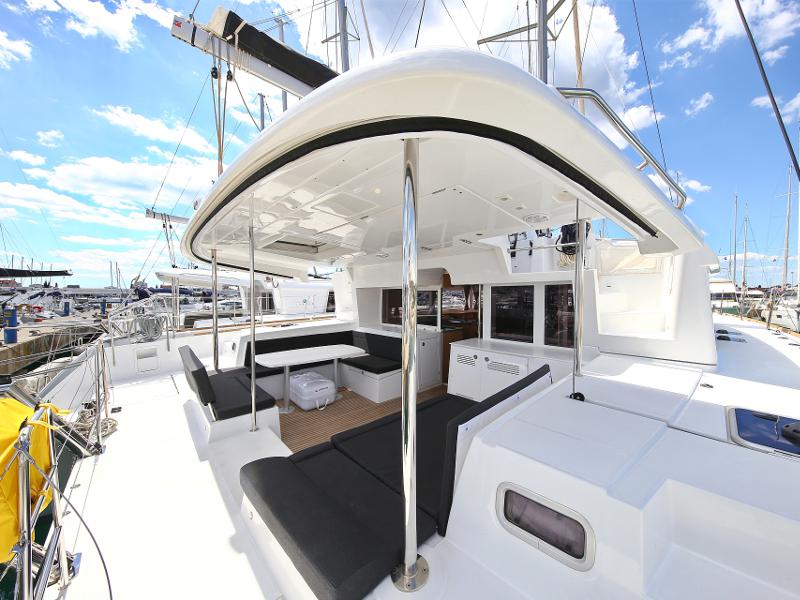 Book yachts online - catamaran - Lagoon 450 F - PRETTY ALICE  - rent