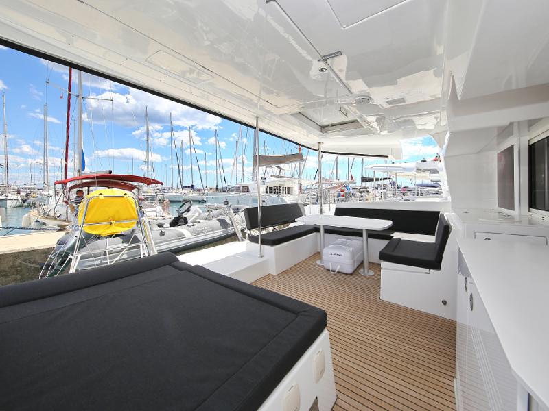 Book yachts online - catamaran - Lagoon 450 F - PRETTY ALICE  - rent