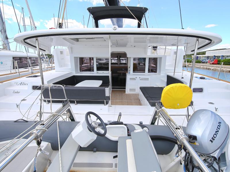 Book yachts online - catamaran - Lagoon 450 F - PRETTY ALICE  - rent