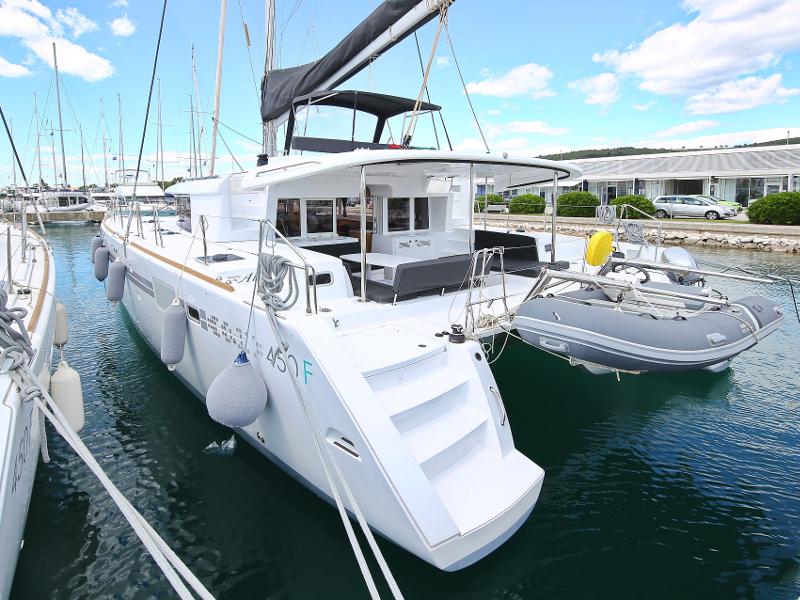 Book yachts online - catamaran - Lagoon 450 F - PRETTY ALICE  - rent