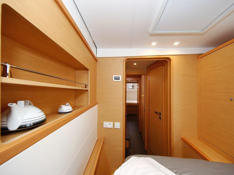 Book yachts online - catamaran - Lagoon 450 F - PRETTY ALICE  - rent