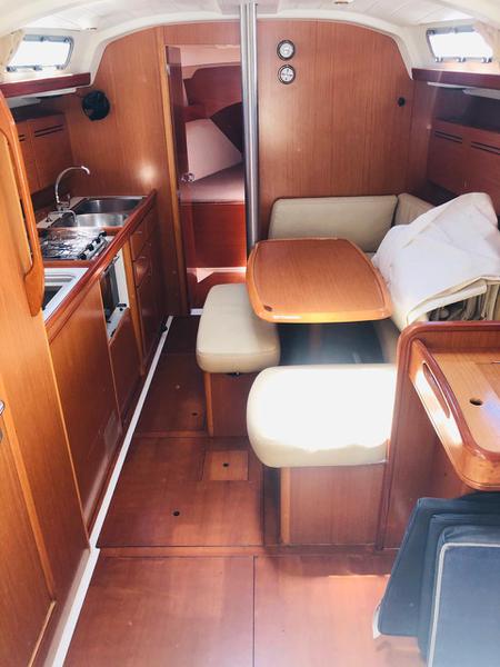 Book yachts online - sailboat - Cyclades 393 - Panayia - rent