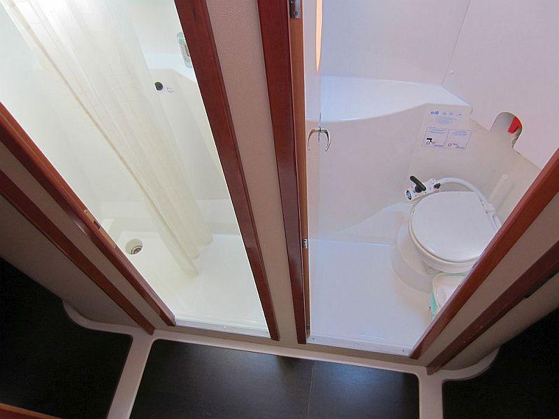 Book yachts online - catamaran - Lipari 41 - Lionheart - rent