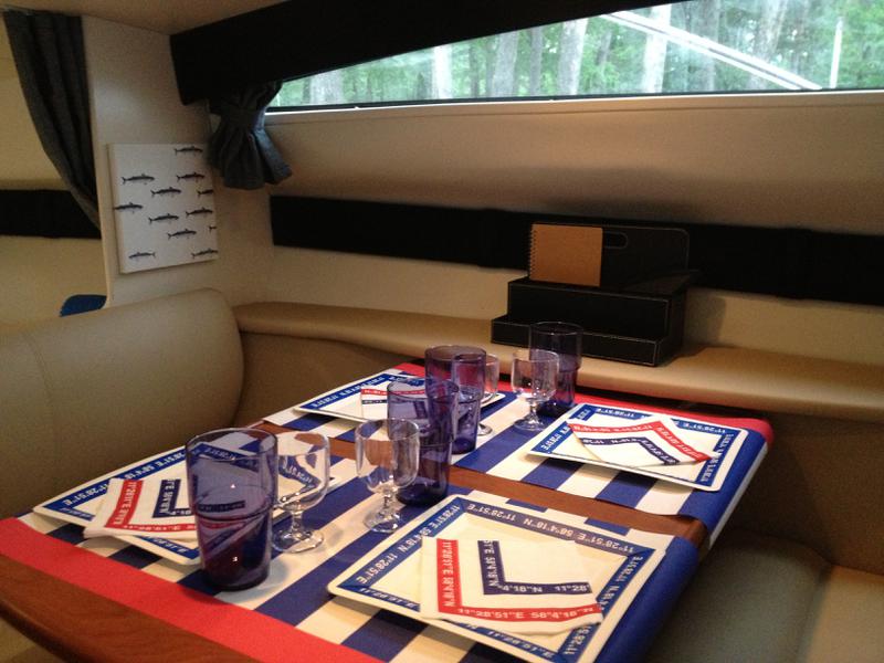 Book yachts online - motorboat - Bayliner 285 Cruiser - Bayliner 285 Cruiser - rent