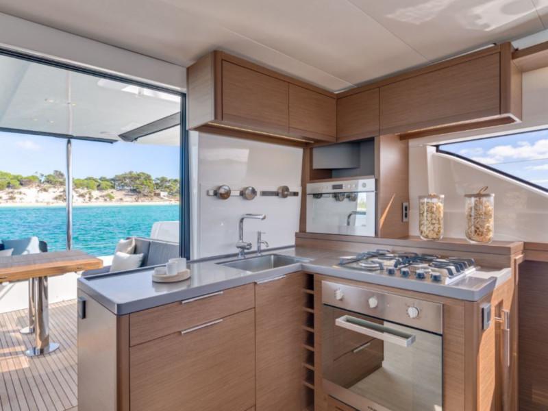 Book yachts online - catamaran - Lagoon 50 - Zuzo 1st - rent