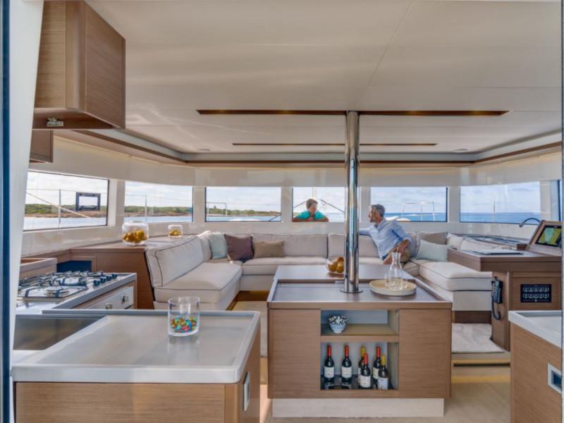 Book yachts online - catamaran - Lagoon 50 - Zuzo 1st - rent