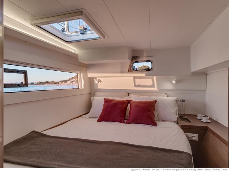 Book yachts online - catamaran - Lagoon 40 - Sail and Passion - rent