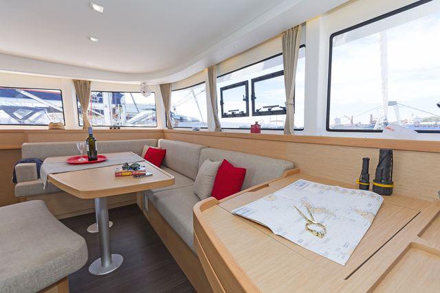 Book yachts online - catamaran - Lagoon 42 - NEVERLAND - rent