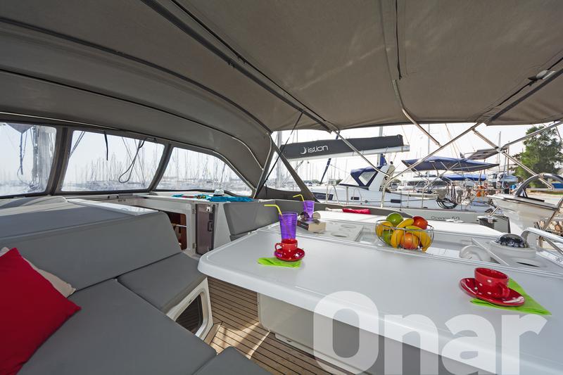 Book yachts online - sailboat - Oceanis 51.1 (4+1 cab) A/C &amp; GEN. - ONAR - rent