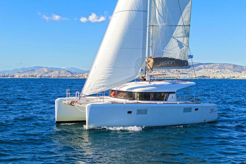 Book yachts online - catamaran - Lagoon 39 - Tortilla - rent