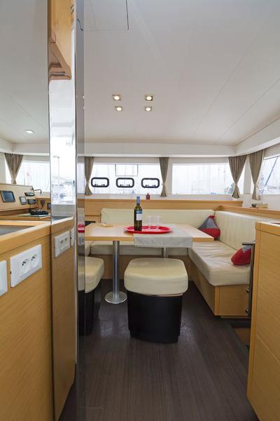 Book yachts online - catamaran - Lagoon 39 - Tortilla - rent