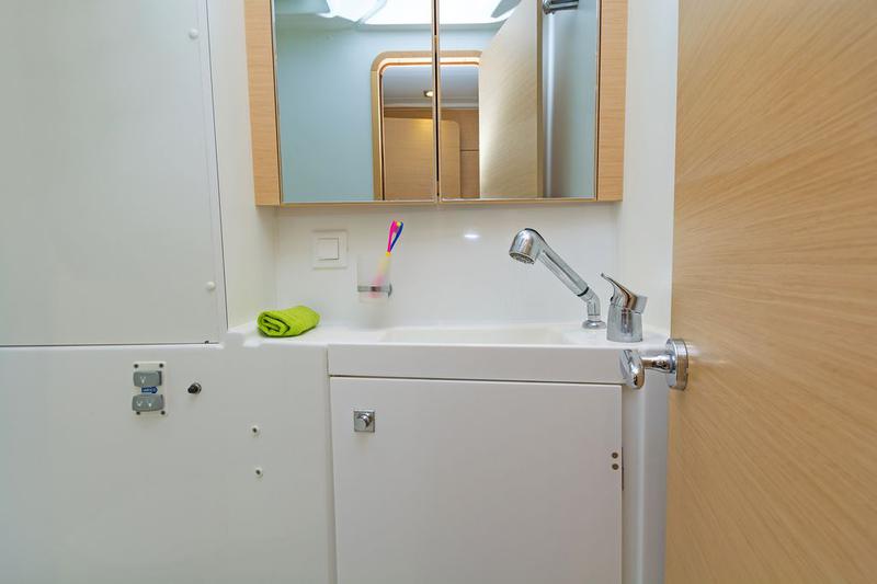 Book yachts online - catamaran - Lagoon 39 - Tortilla - rent