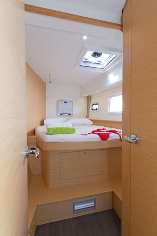 Book yachts online - catamaran - Lagoon 42 A/C &amp; GEN - Venus - rent