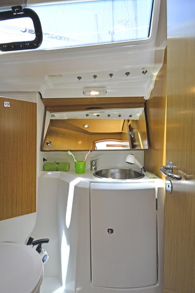 Book yachts online - sailboat - Sun Odyssey 36i - Rebecca - rent