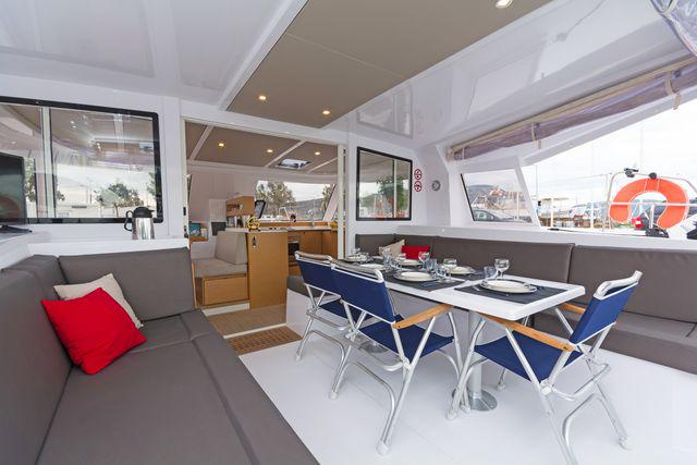 Book yachts online - catamaran - Nautitech Open 40 - ENDLESS - rent