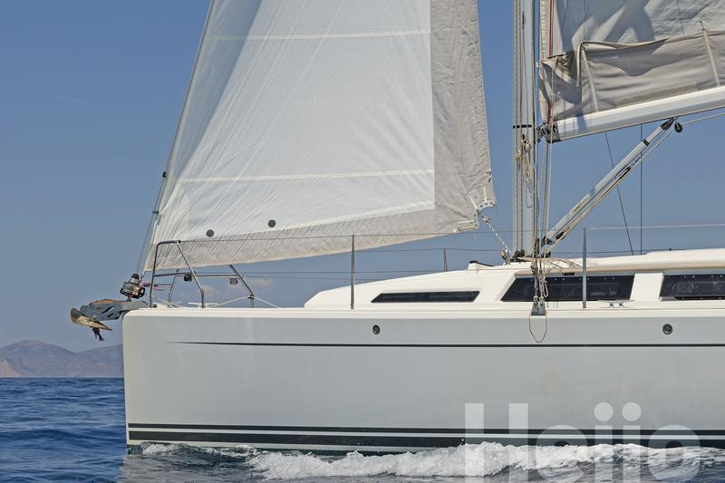 Book yachts online - sailboat - Hanse 345 - Heijo - rent