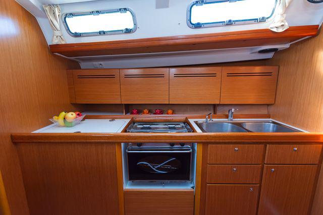 Book yachts online - sailboat - Cyclades 50.5 - Lady Kiki II - rent