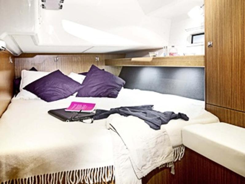 Book yachts online - sailboat - Bavaria Cruiser 46 - Taifun - rent