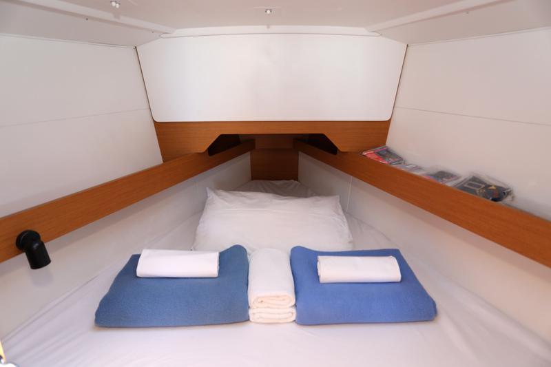 Book yachts online - sailboat - Sun Odyssey 349 - Alfa Kiss - rent