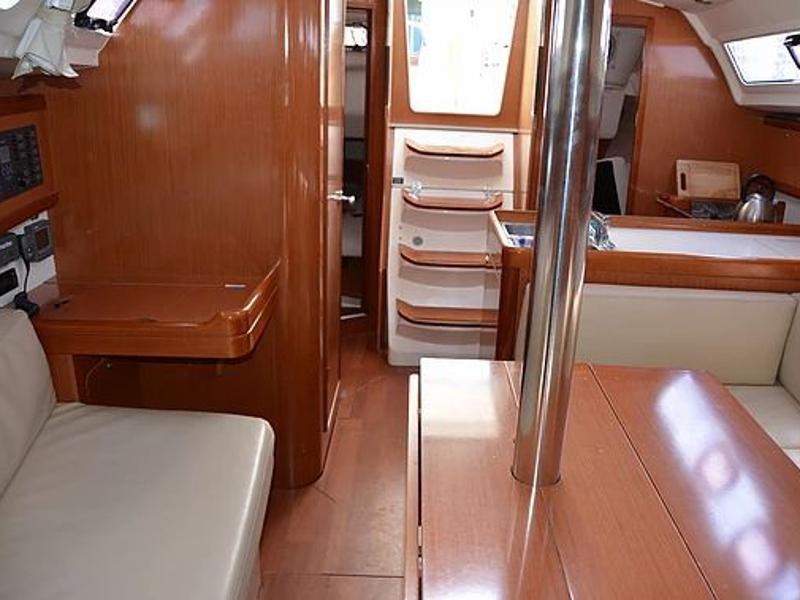 Book yachts online - sailboat - Oceanis 34 - Sixth - rent