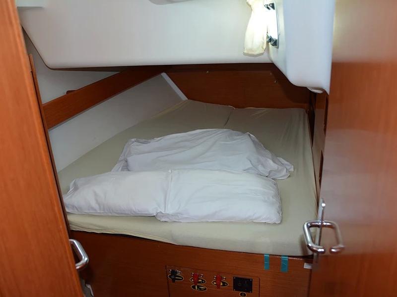 Book yachts online - sailboat - Cyclades 50.5 - Jumbo - rent