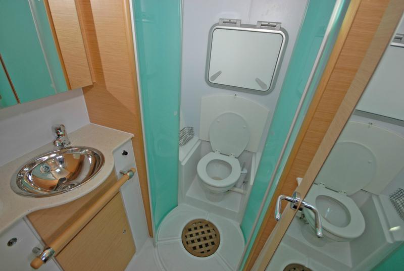 Book yachts online - catamaran - Lagoon 500 - Infinity - rent