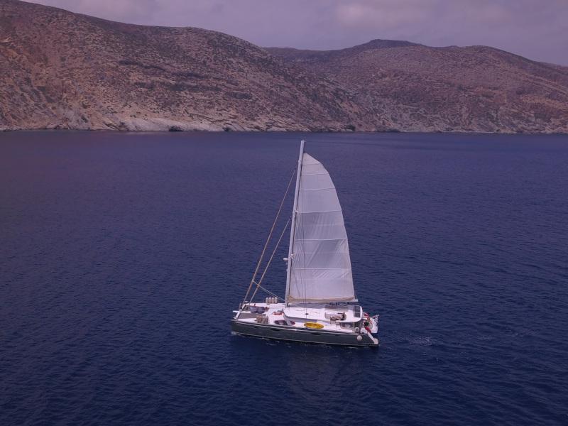 Book yachts online - catamaran - Galathea 65 - World's End - rent