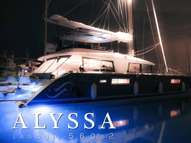 Book yachts online - catamaran - Lagoon 560 S2 - Alyssa - rent