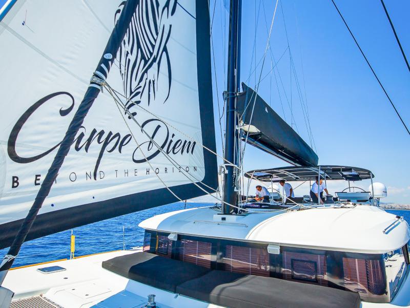 Book yachts online - catamaran - Lagoon 62 - 4 cabin version - Carpe Diem - rent