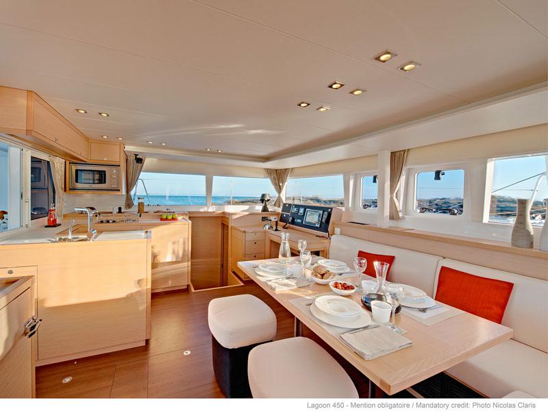 Book yachts online - catamaran - Lagoon 450F - Annie - rent