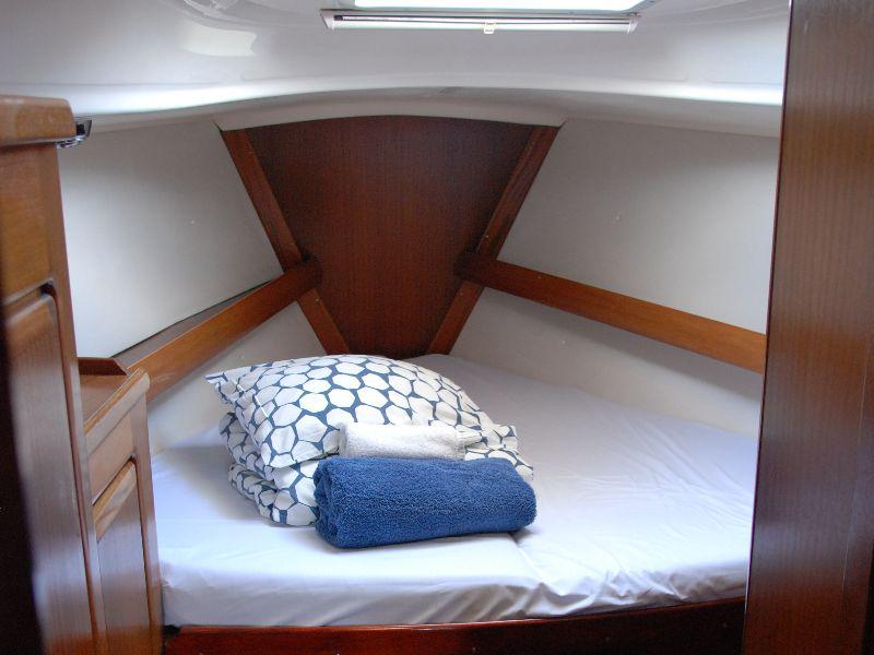 Book yachts online - sailboat - Bavaria 38H - PLATON 2 - rent