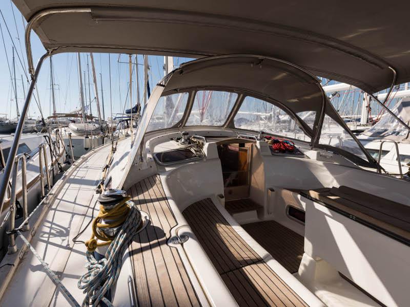 Book yachts online - sailboat - Bavaria 46 Cruiser - Midas  - Bow &amp; Solar - rent