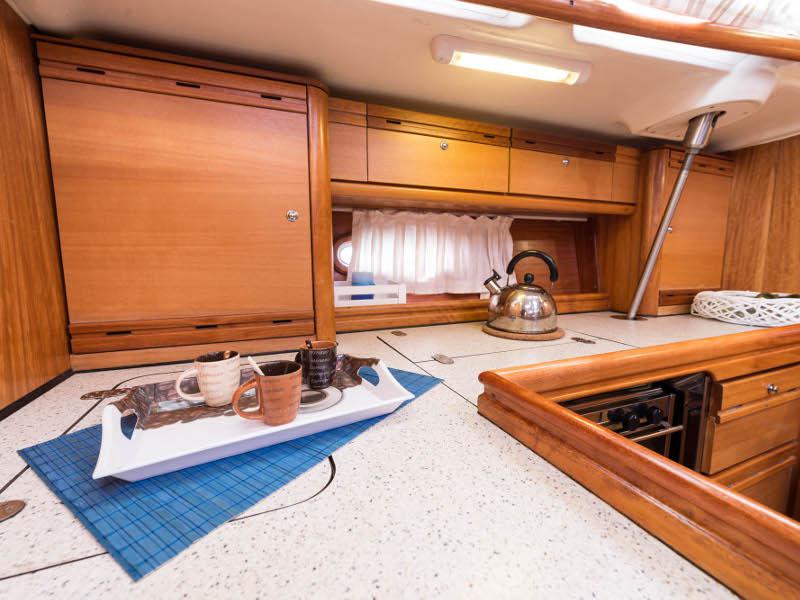 Book yachts online - sailboat - Bavaria 46 Cruiser - Midas  - Bow &amp; Solar - rent