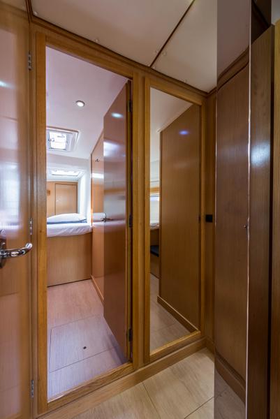 Book yachts online - sailboat - Bavaria Cruiser 50 - Altair - Bow &amp; Solar - rent