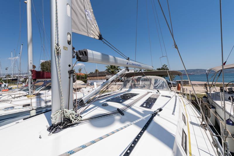 Book yachts online - sailboat - Bavaria Cruiser 50 - Altair - Bow &amp; Solar - rent