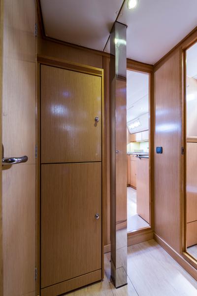 Book yachts online - sailboat - Bavaria Cruiser 50 - Altair - Bow &amp; Solar - rent