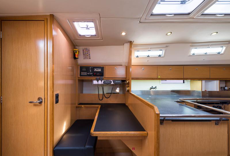 Book yachts online - sailboat - Bavaria Cruiser 50 - Altair - Bow &amp; Solar - rent