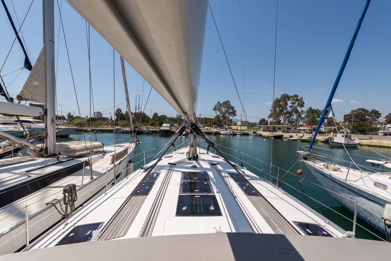 Book yachts online - sailboat - Bavaria Cruiser 50 - Altair - Bow &amp; Solar - rent