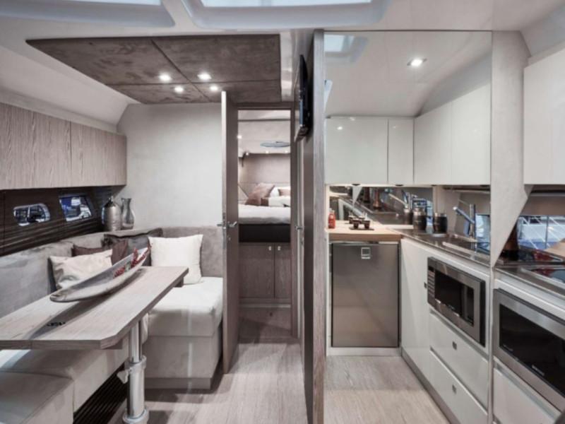 Book yachts online - motorboat - Sessa C38 - Wiki II - rent