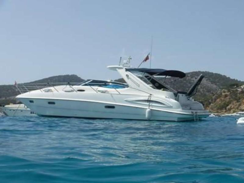 Book yachts online - motorboat - Sealine SC 38 - White Lightening - rent