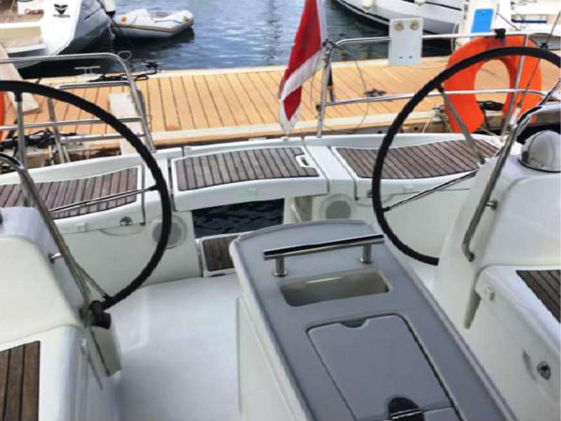 Book yachts online - sailboat - Oceanis 40 - Shubunkin - rent