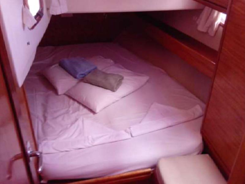 Book yachts online - sailboat - Bavaria 46 Cruiser - Chloe - rent