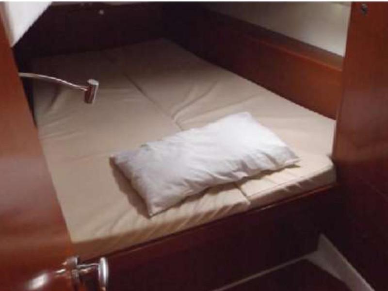 Book yachts online - sailboat - Oceanis 50 Family - In Compliance - rent